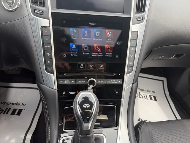 Used 2022 Grand Blue INFINITI LUXE image 25
