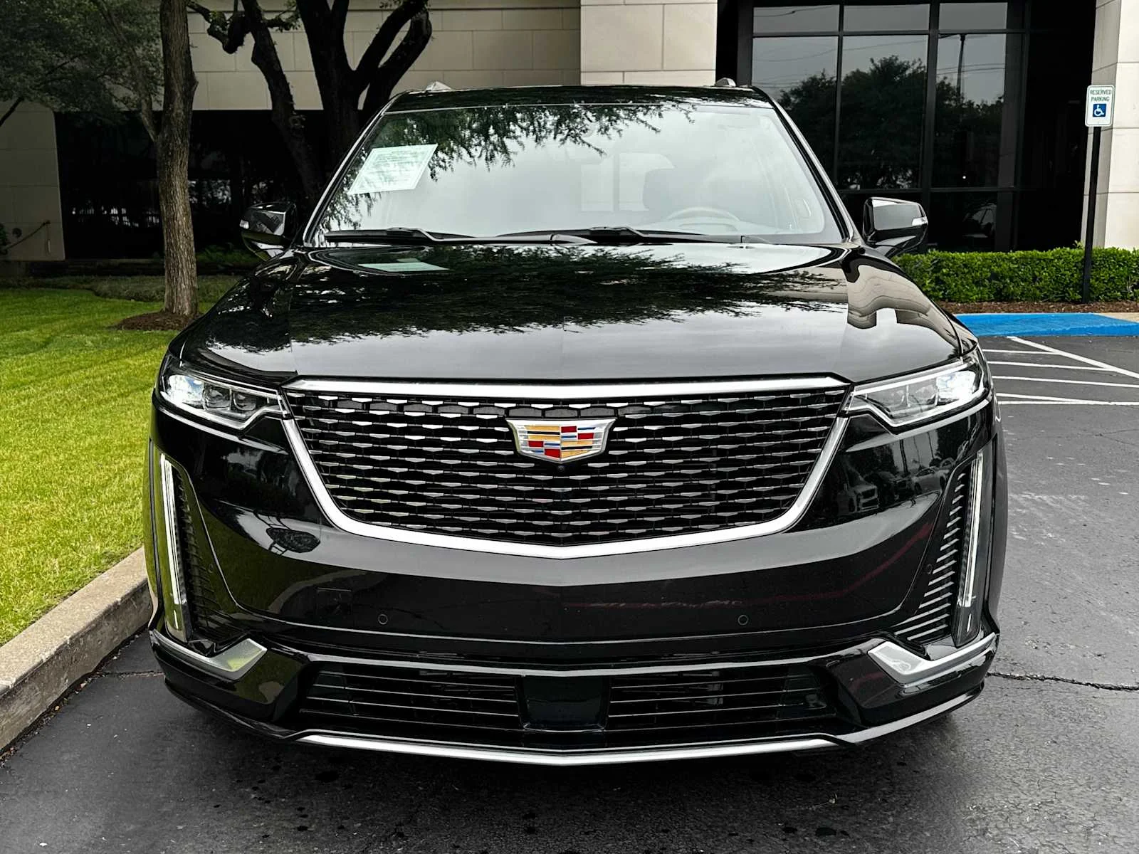 Certified Used 2025 Stellar Black Metallic Cadillac Premium Luxury image 2