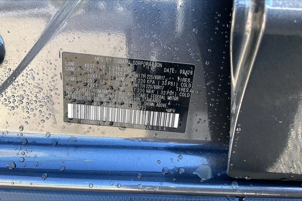 New 2026 MAGNETITE GRAY PEARL Subaru Premium image 13