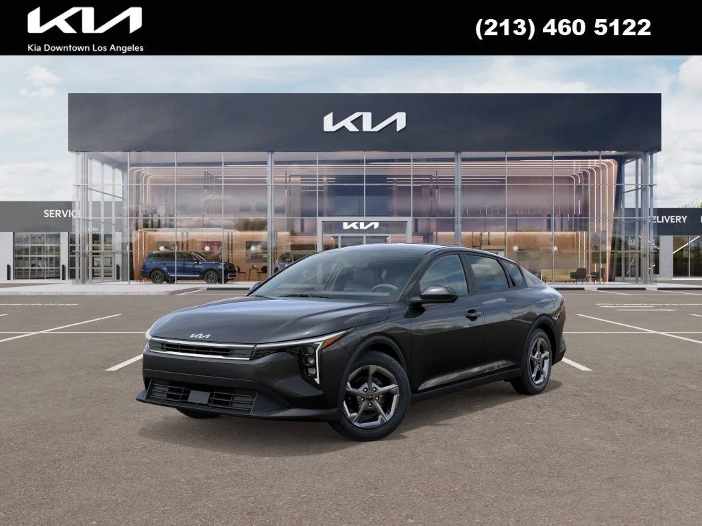 2026 Kia K4 LXS AT's photo