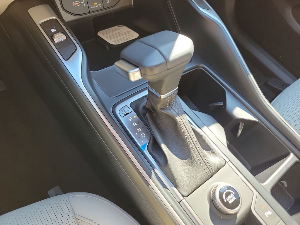 New 2026 White Kia S image 36