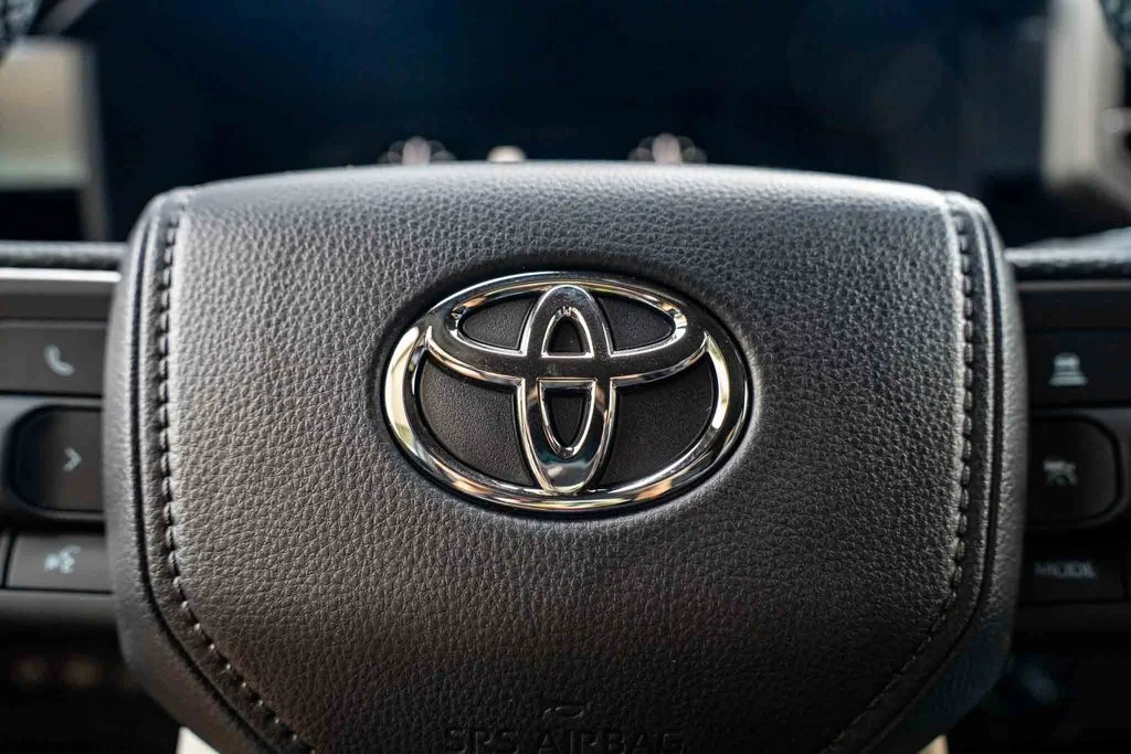 New 2026 Midnight Black Metallic Toyota  SR5 image 11
