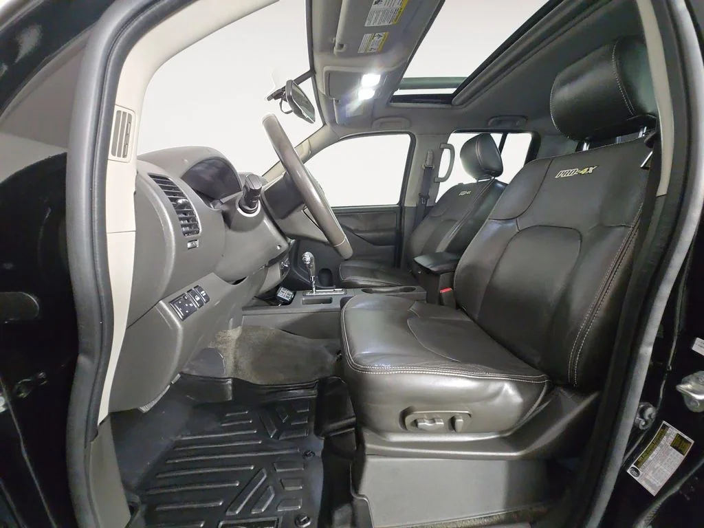 Used 2017 Black Nissan PRO-4X image 9