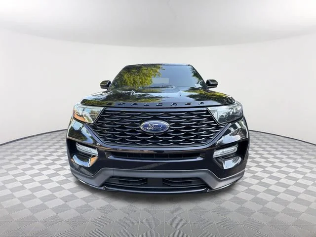Used 2022 Black Ford ST-Line image 2