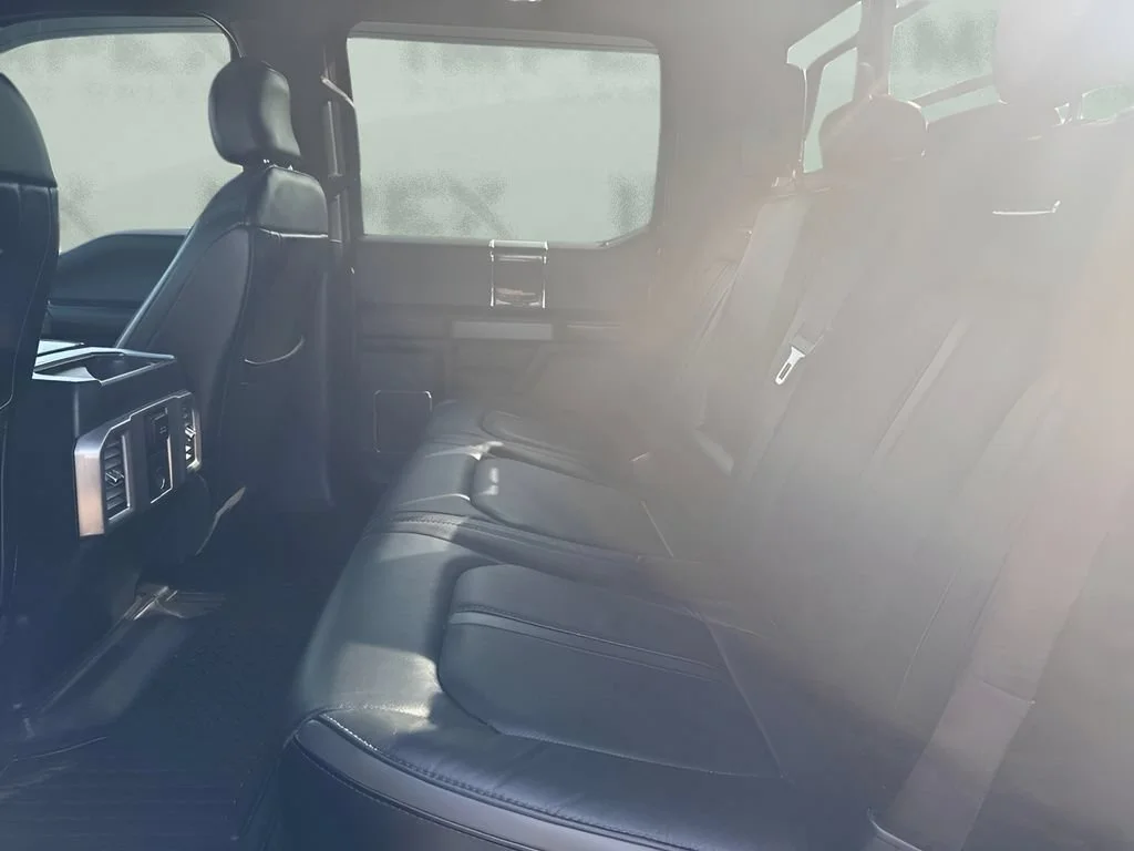Used 2016  Ford XLT image 9