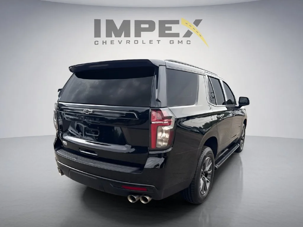 Used 2023 Black Chevrolet Z71 image 5