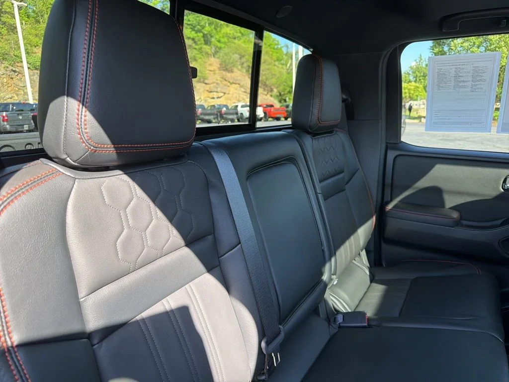 Used 2023 Black Nissan PRO-4X image 14