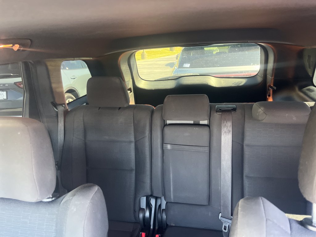 Used 2015 Silver Jeep Laredo image 21