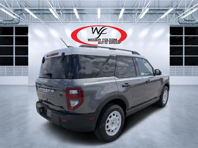 Used 2025 Gray Ford Heritage image 3