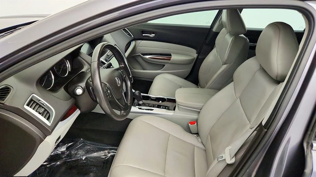 Used 2017 Modern Steel Metallic Acura FWD w/Technology Pkg image 20