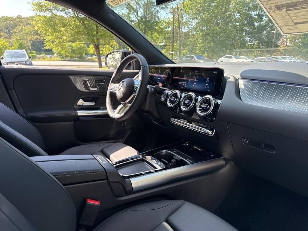 Used 2026 Black Mercedes-Benz GLA 250 image 20