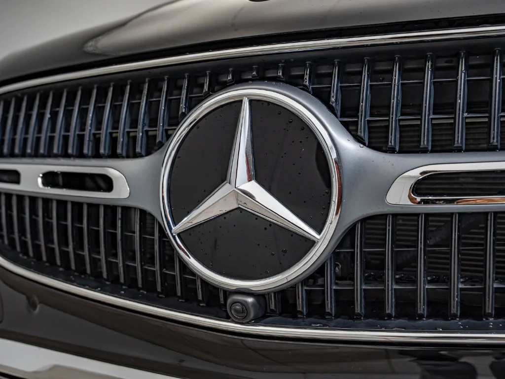 Certified Used 2025 Black Mercedes-Benz GLC 300 image 11