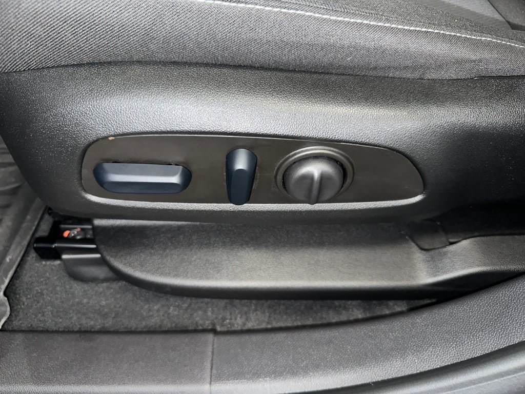 Used 2024 Riptide Blue Metallic Chevrolet LT image 6