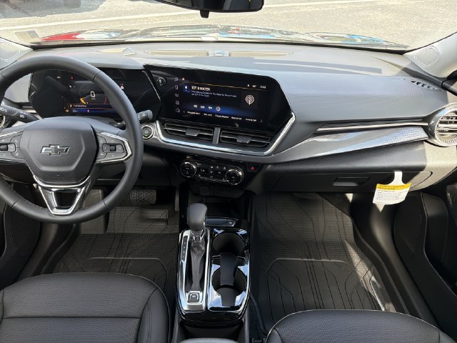 New 2026 Mosaic Black Metallic Chevrolet ACTIV image 13