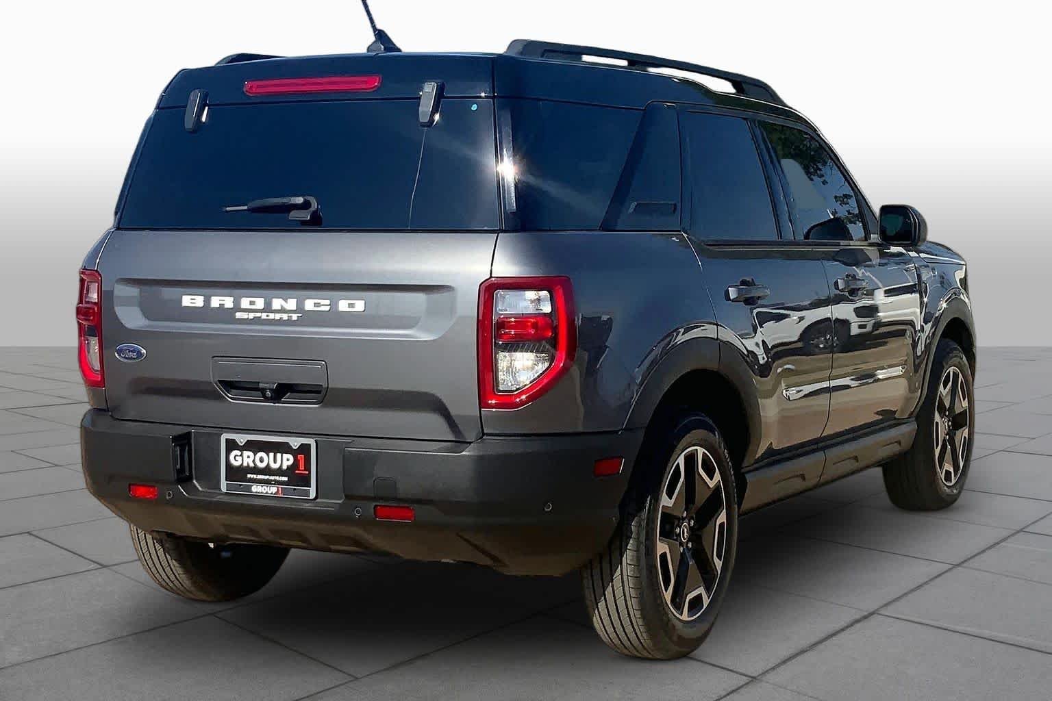 Used 2021 Carbonized Gray Metallic Ford Outer Banks image 13