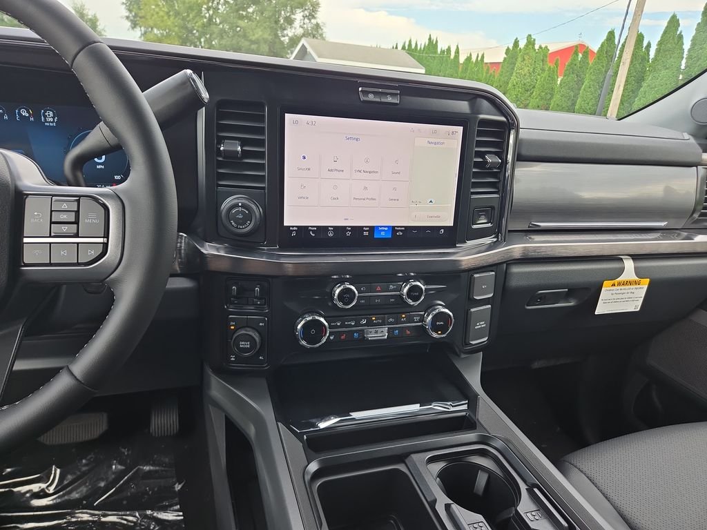 New 2026 Agate Black Metallic Ford F-250® Lariat® image 15