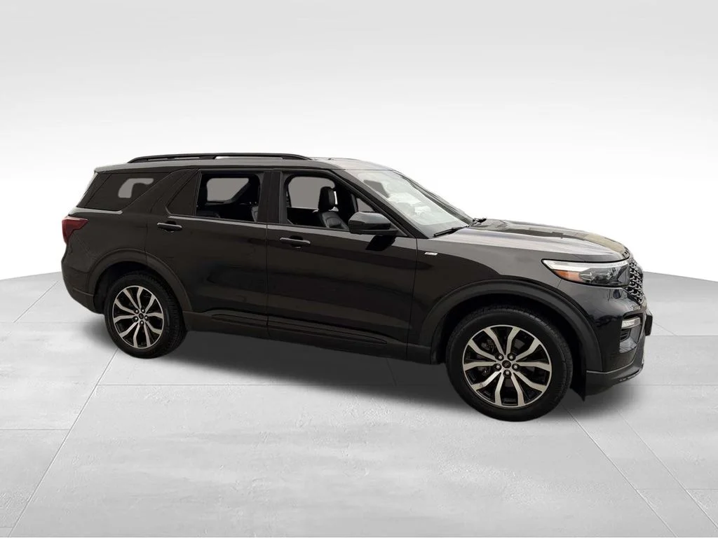 Used 2022 Black Ford ST-Line image 10