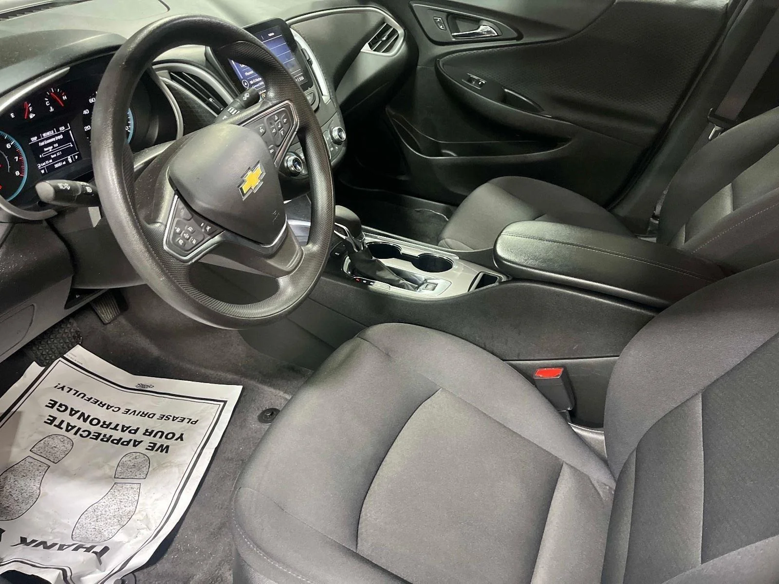 Used 2024 Summit White Chevrolet LT image 22