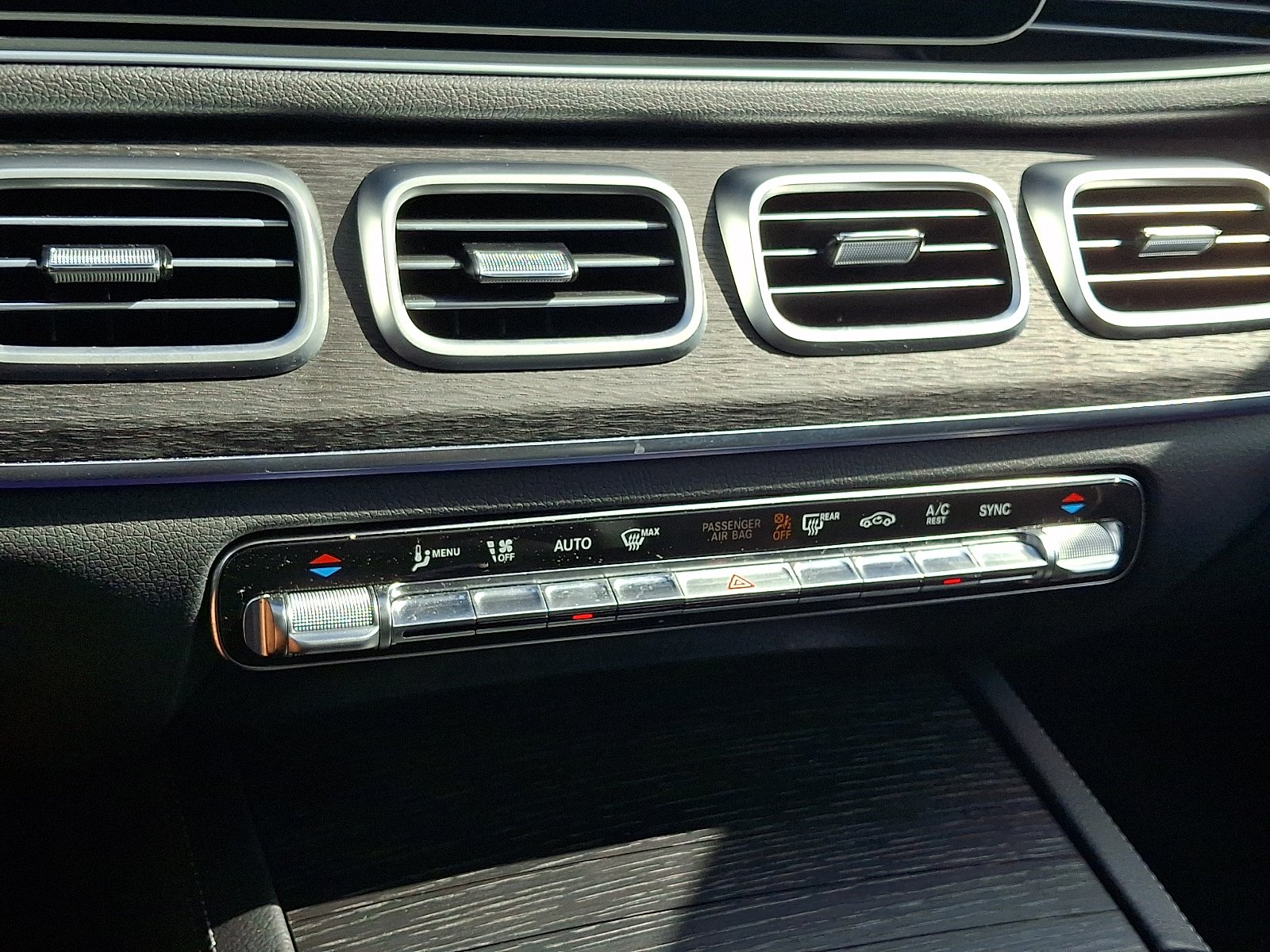 2026 Mercedes-Benz GLE GLE350 - Photo 16