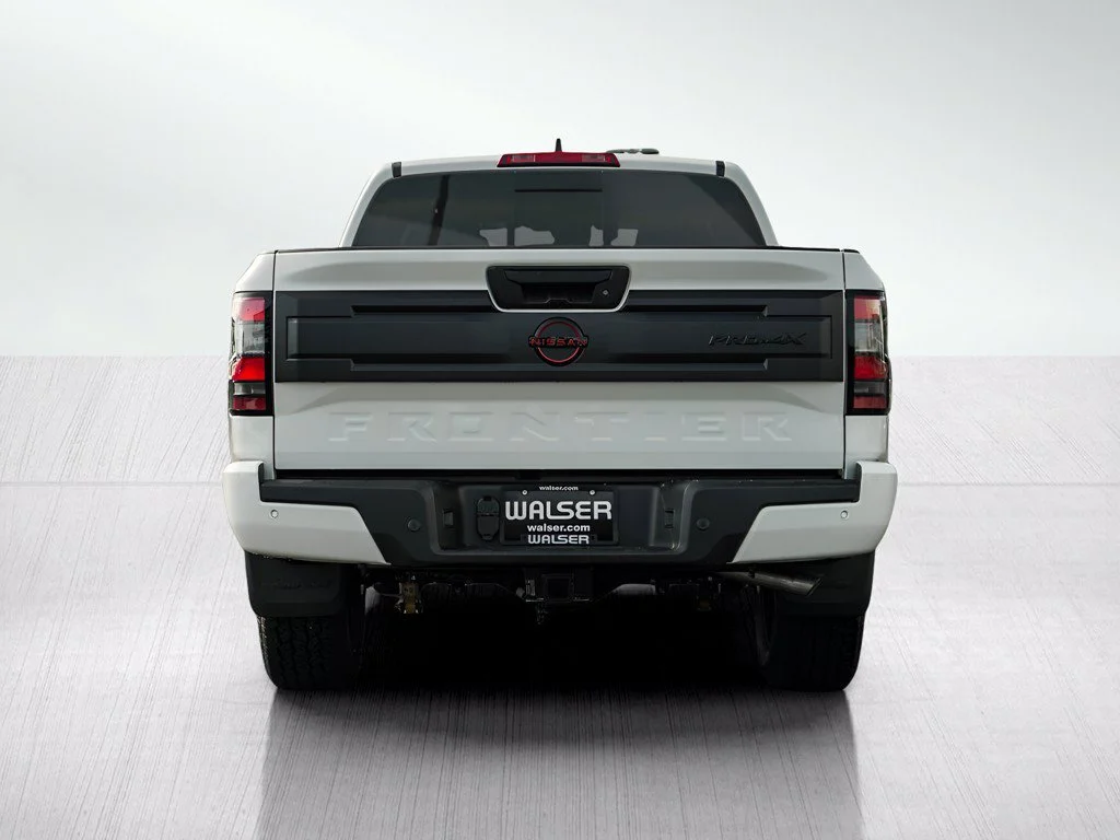 New 2026 Glacier White Nissan PRO-4X image 5