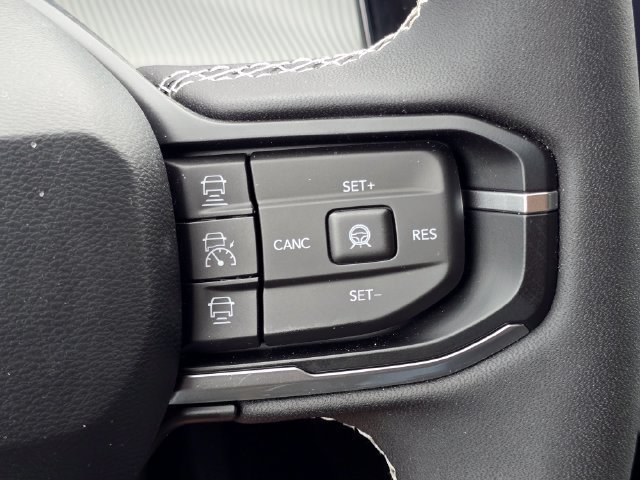 New 2026 Sting-Gray Clear-Coat Exterior Paint Jeep Laredo image 19