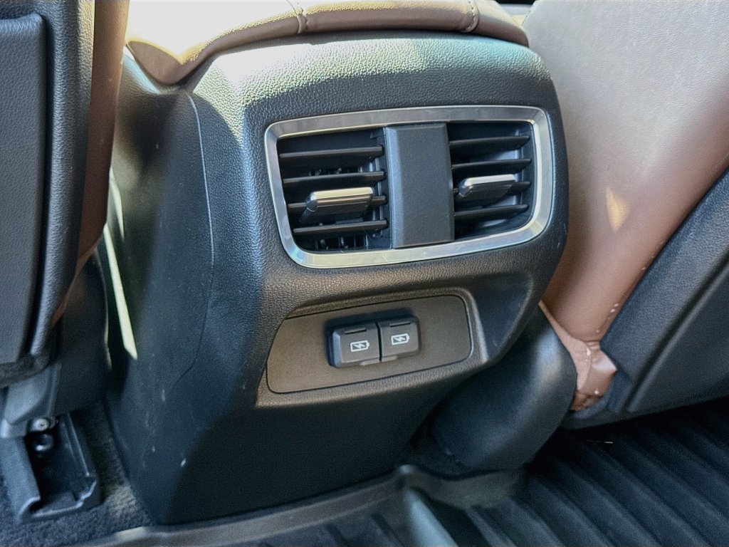 Used 2021  Acura Technology Package image 39