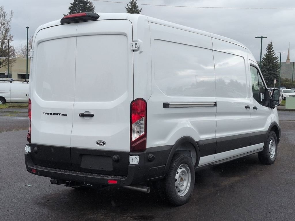 New 2026 Oxford White Ford Cargo Van image 36