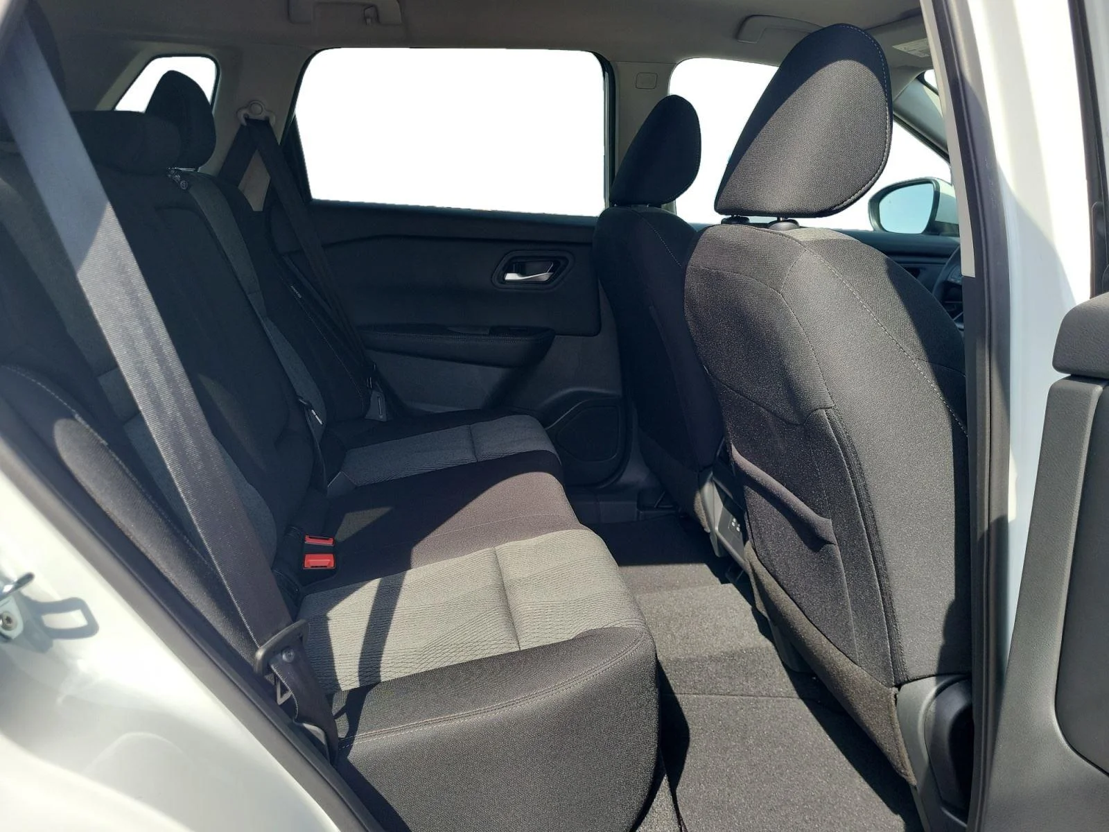 New 2026 Everest White Pearl Tricoat Nissan SV image 24