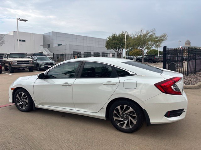 Used 2016 White Honda EX image 8