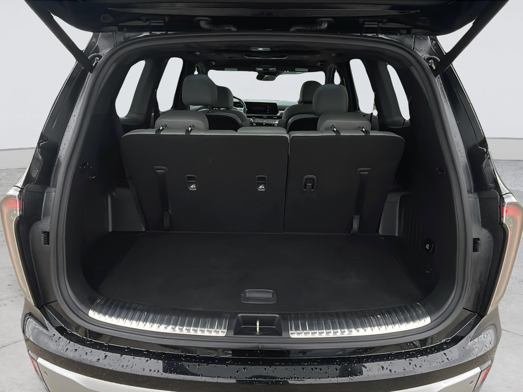 Used 2023 Black Kia SX-Prestige X-Pro image 38