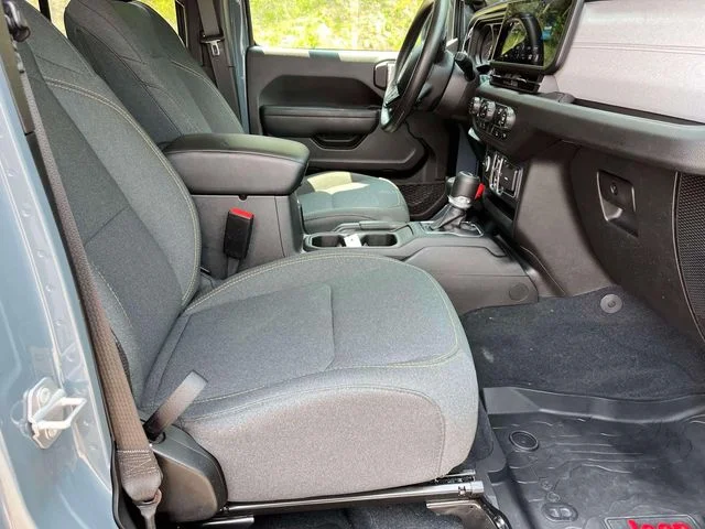 Used 2025 Anvil Clearcoat Jeep Nighthawk image 24