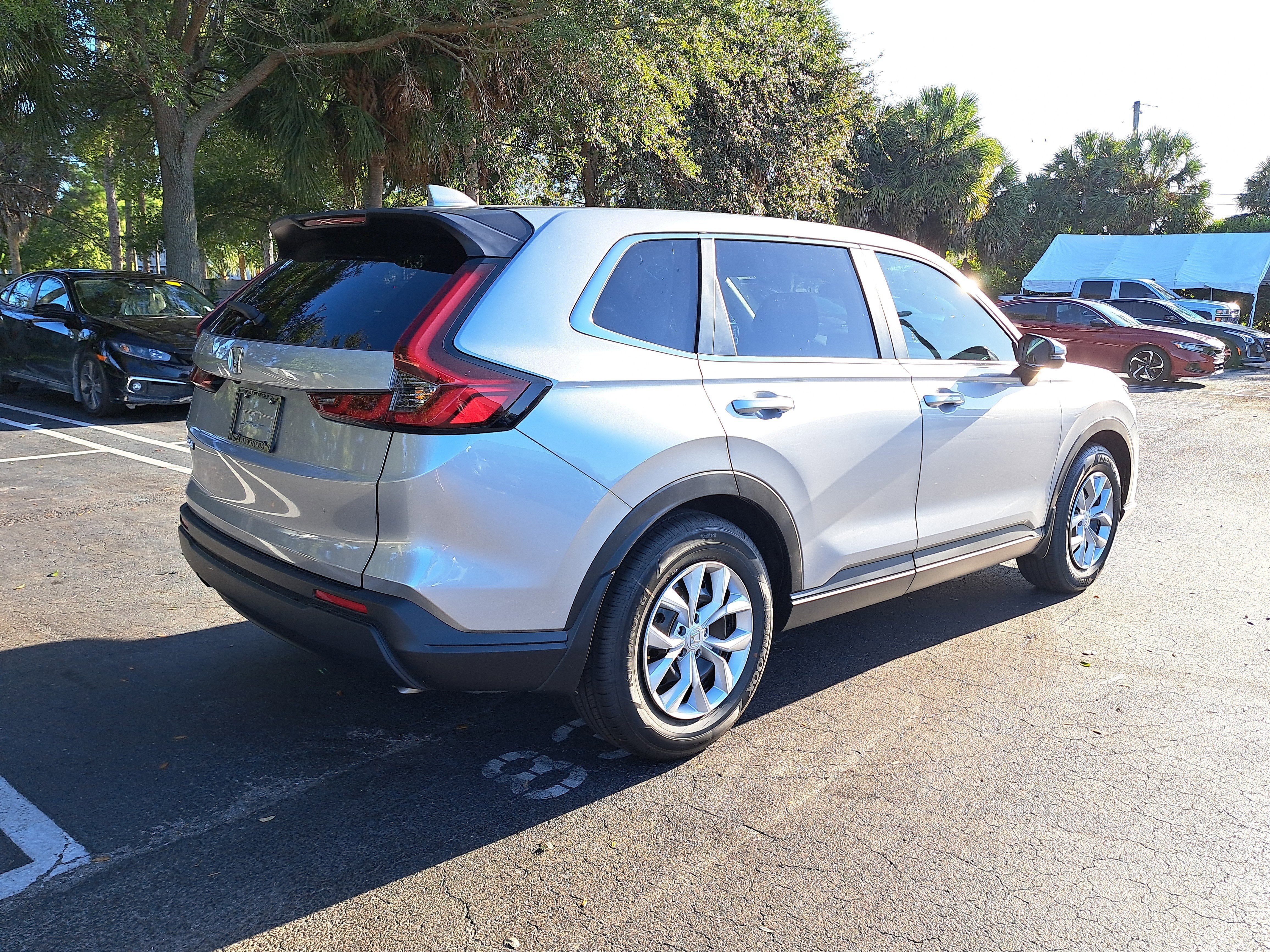 New 2026 Solar Silver Metallic Honda LX image 6