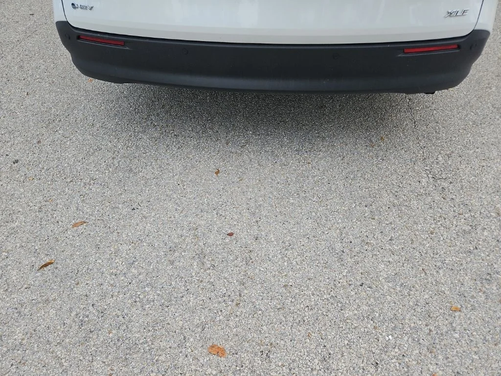 Used 2025 Beige Toyota XLE image 10