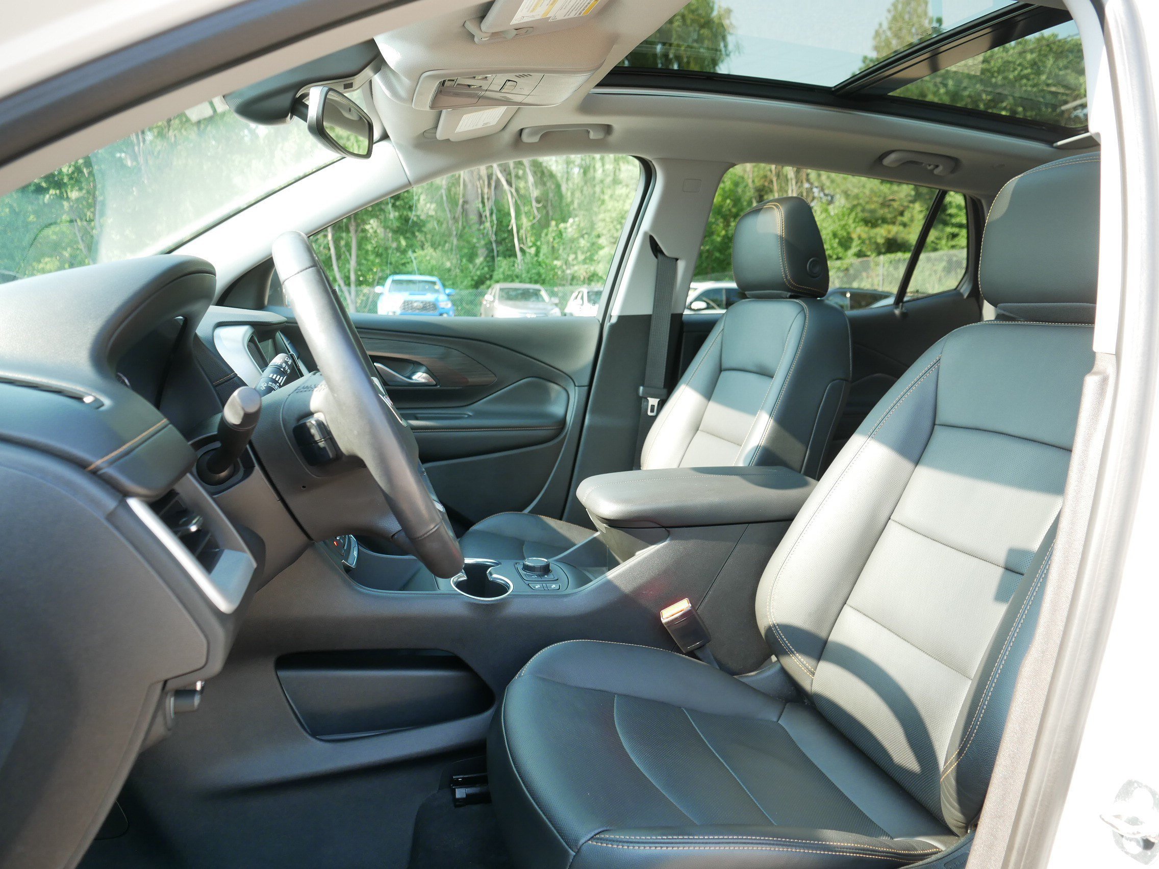 Used 2018 Summit White GMC SLT image 34