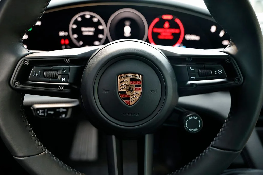 2026 Porsche Taycan Base - Photo 33