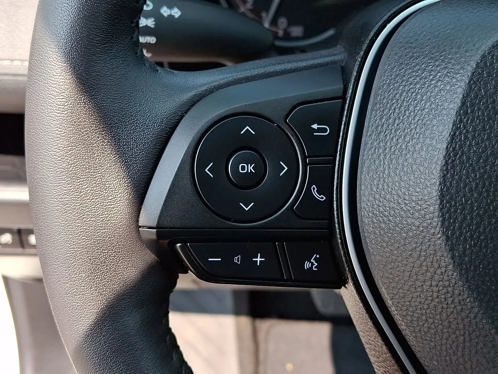 Certified Used 2024 Ice Cap Toyota XLE image 25