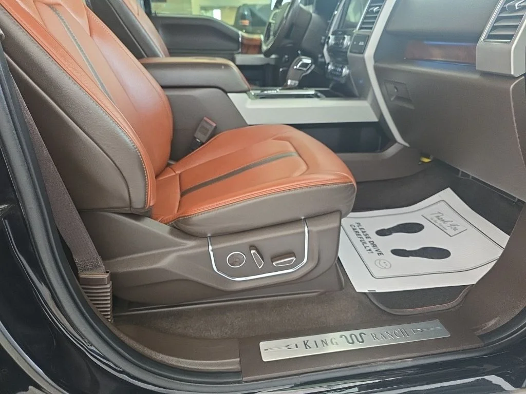 Used 2018 Shadow Black Ford King Ranch image 30