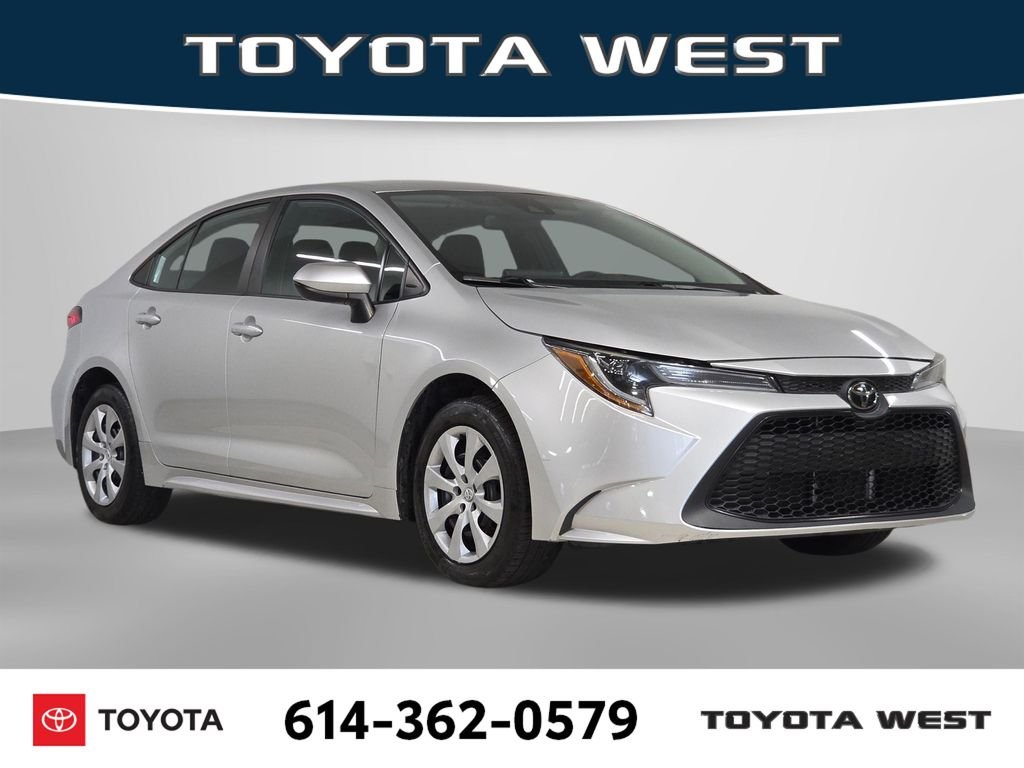 Used 2022 Silver Toyota LE image 3