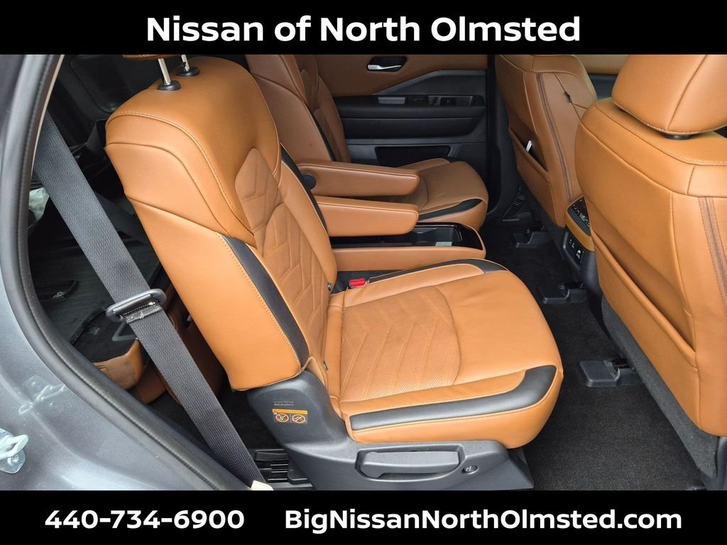 Certified Used 2024 Gun Metallic Nissan Platinum image 28