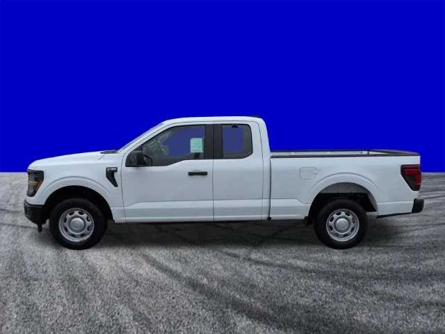 New 2026 Oxford White Ford XL image 7