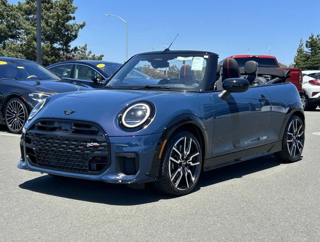 2026 MINI Convertible Iconic