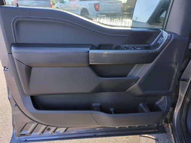 Used 2023 Gray Ford XLT image 12