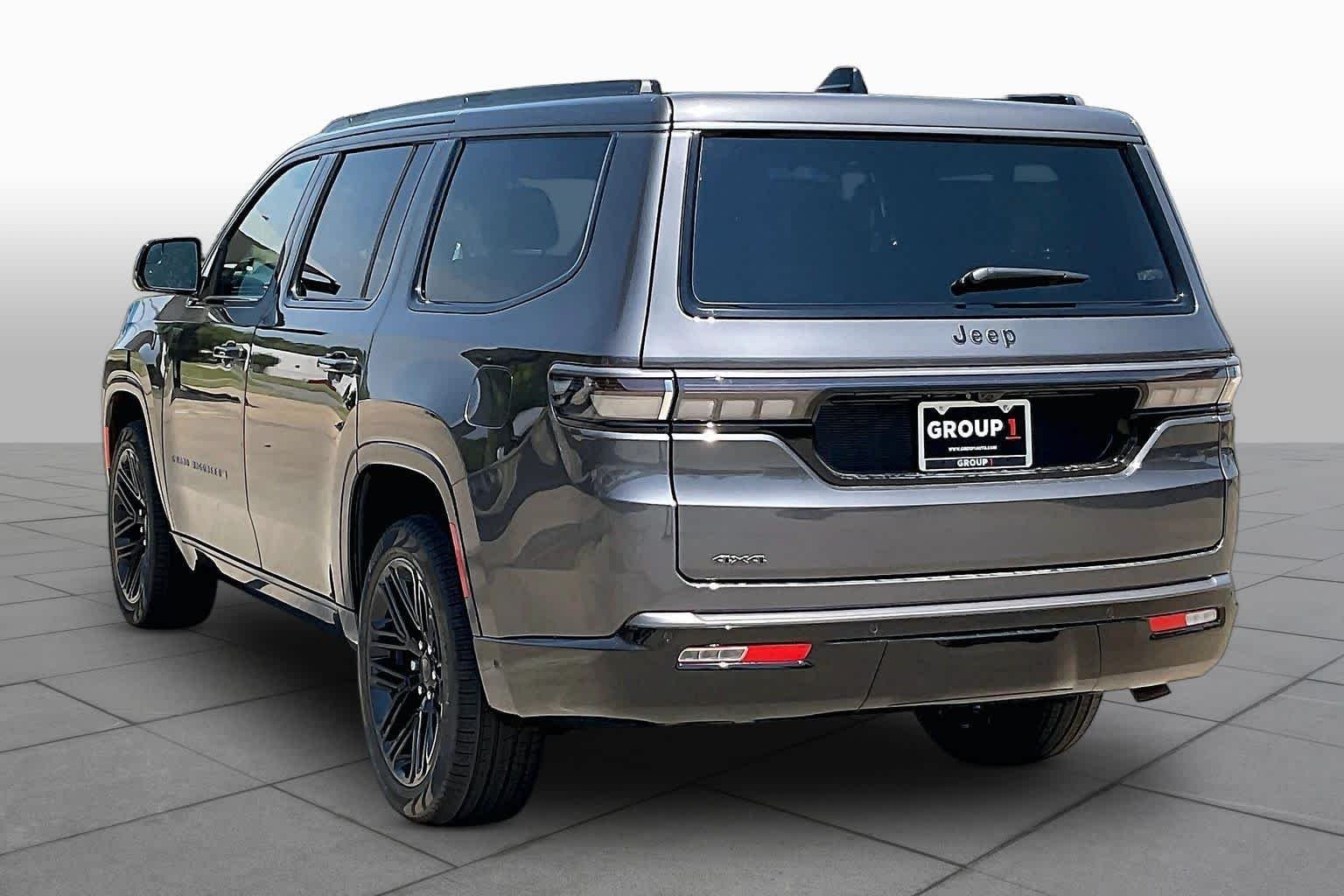 New 2026 Baltic Gray Metallic Clearcoat Jeep Limited Reserve image 12