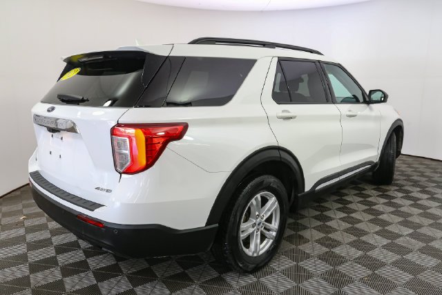 Used 2023 White Ford XLT image 13