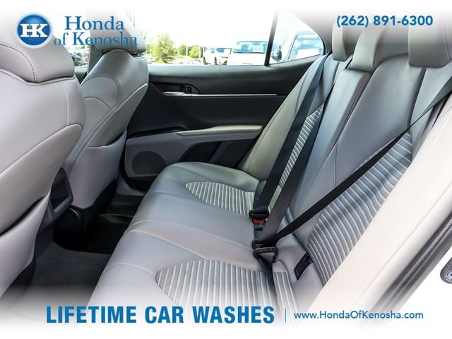 Used 2024 Ice Toyota SE image 12