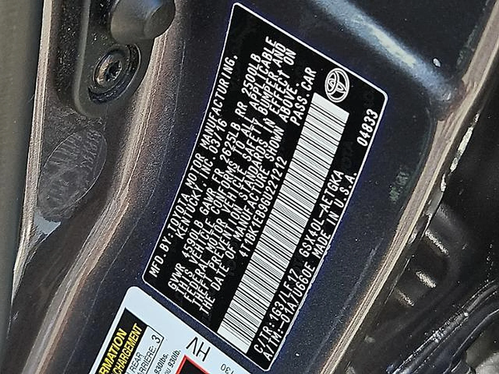 Used 2016 Magnetic Gray Metallic Toyota XLE image 23