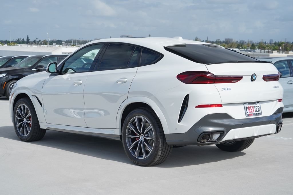 New 2027 Alpine White BMW xDrive40i image 7