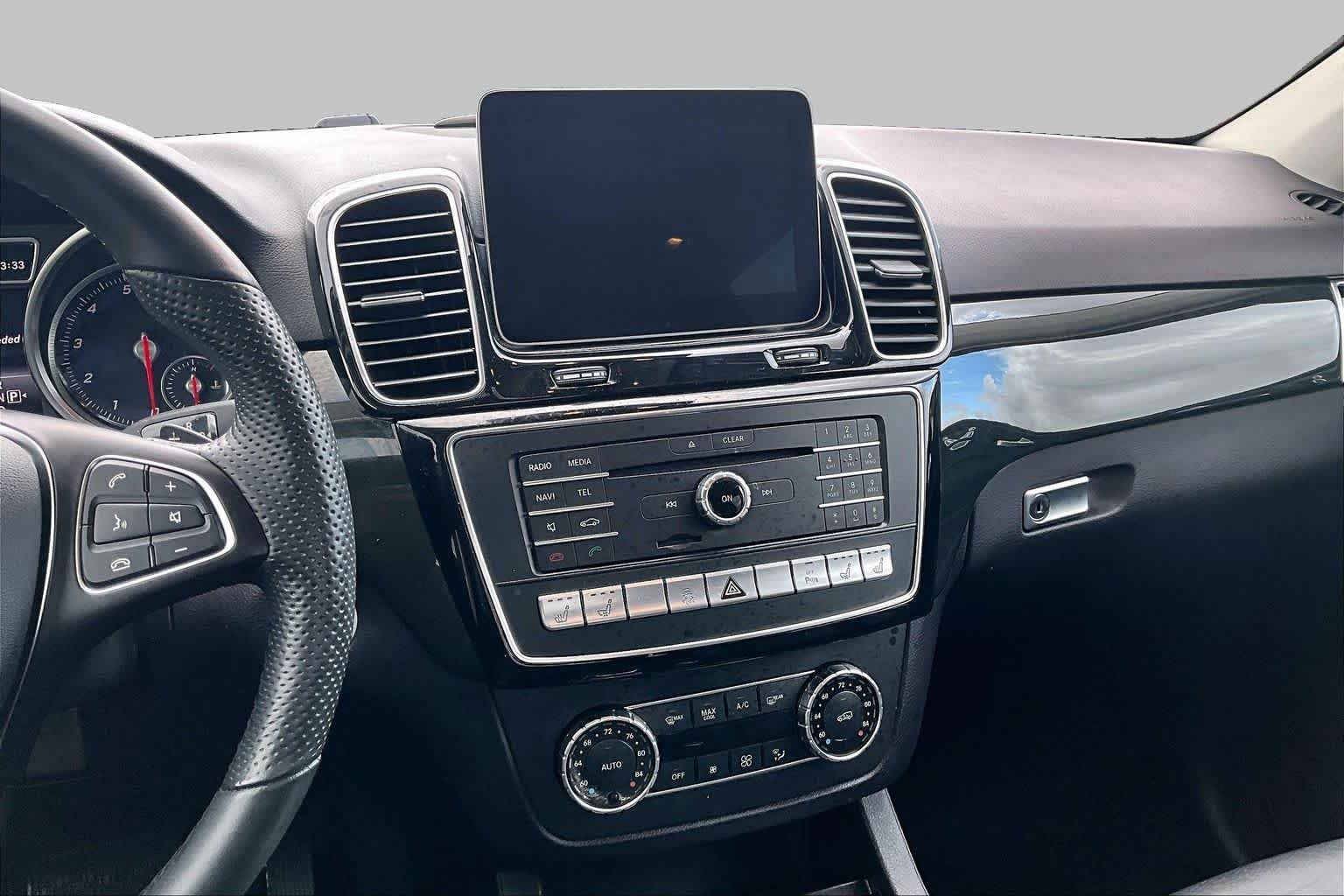 Used 2018 Selenite Grey Metallic Mercedes-Benz GLE 350 image 7