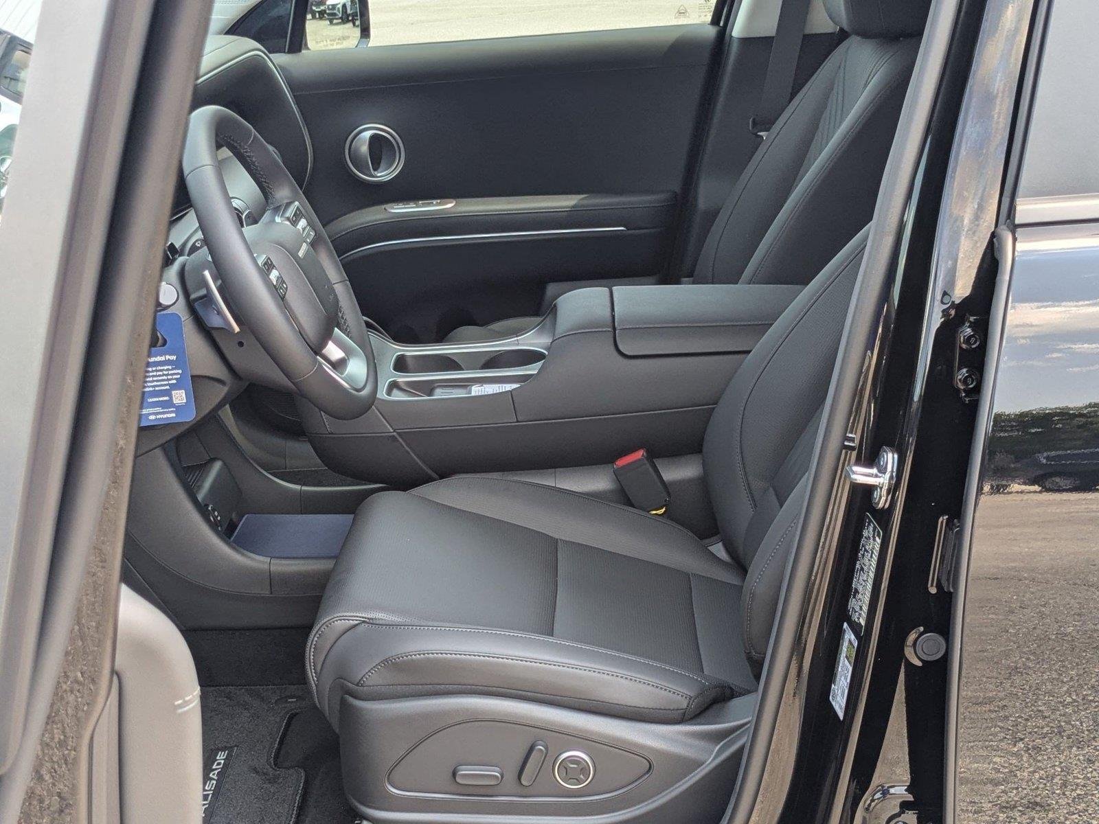 New 2026 Abyss Black Pearl Hyundai Blue SEL Premium 7P image 11