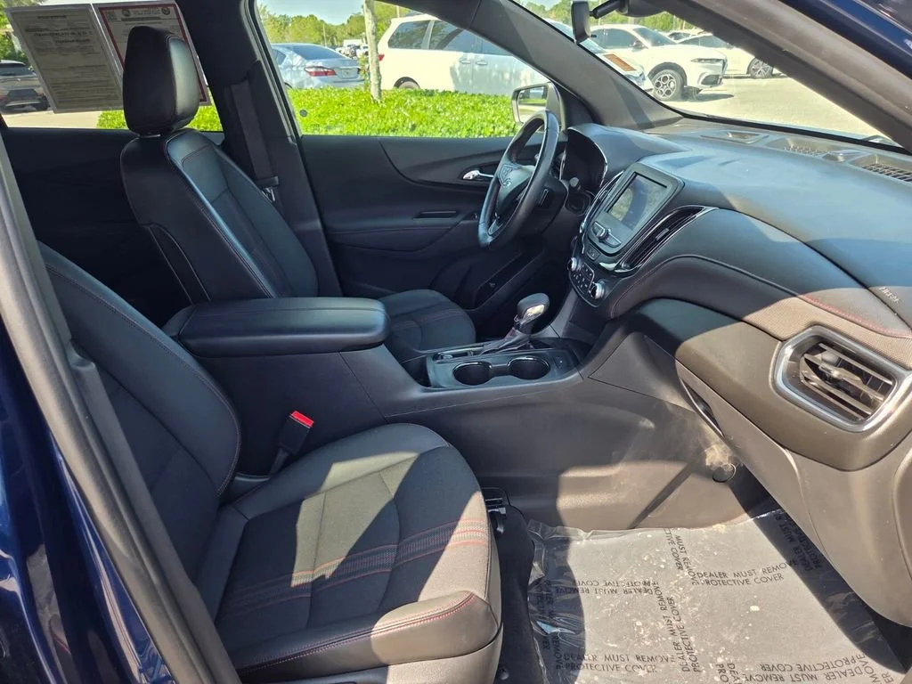 Used 2022 Blue Glow Metallic Chevrolet RS image 30